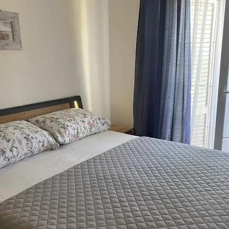 Appartement With Parking Space Lopar, Rab - 24597 Lopar