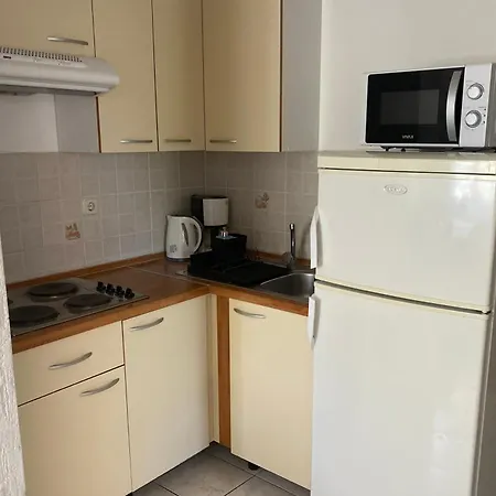 With Parking Space Lopar, Rab - 24597 Appartement