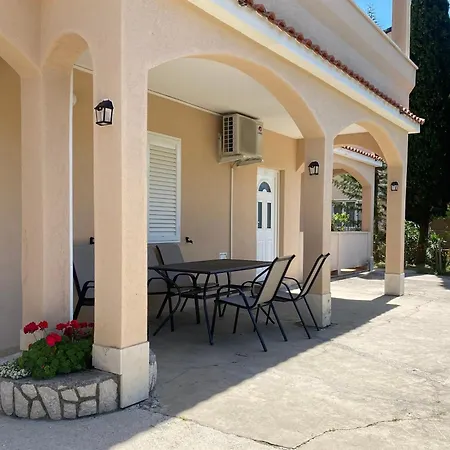 Apartament With Parking Space Lopar, Rab - 24597