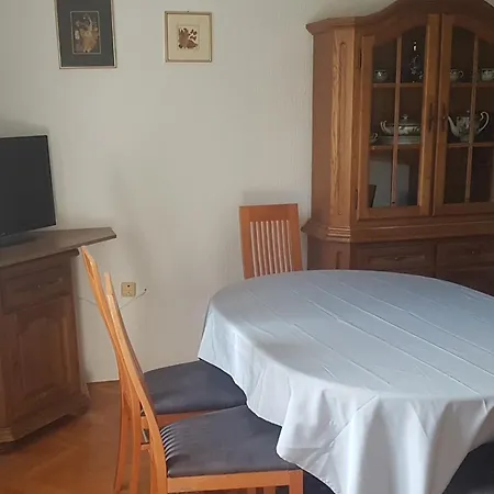Apartment With Parking Space Lopar, Rab - 24597