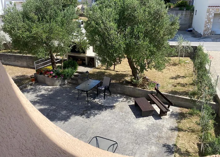 Apartament With Parking Space Lopar, Rab - 24597